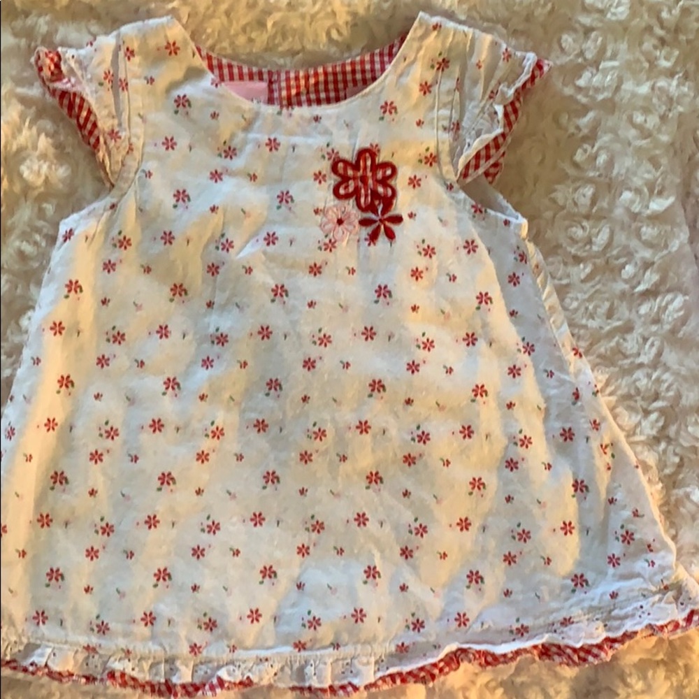Sweet summery dress never worn
